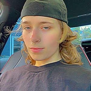 Meet your Posher, Abby